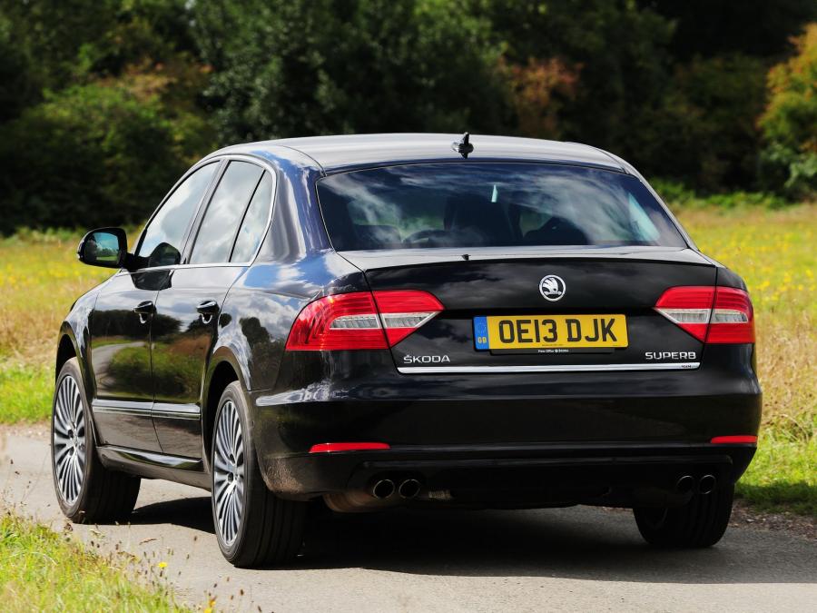  Skoda Superb Laurin & Klement 2013 года  (UK) (фото 7 из 7)